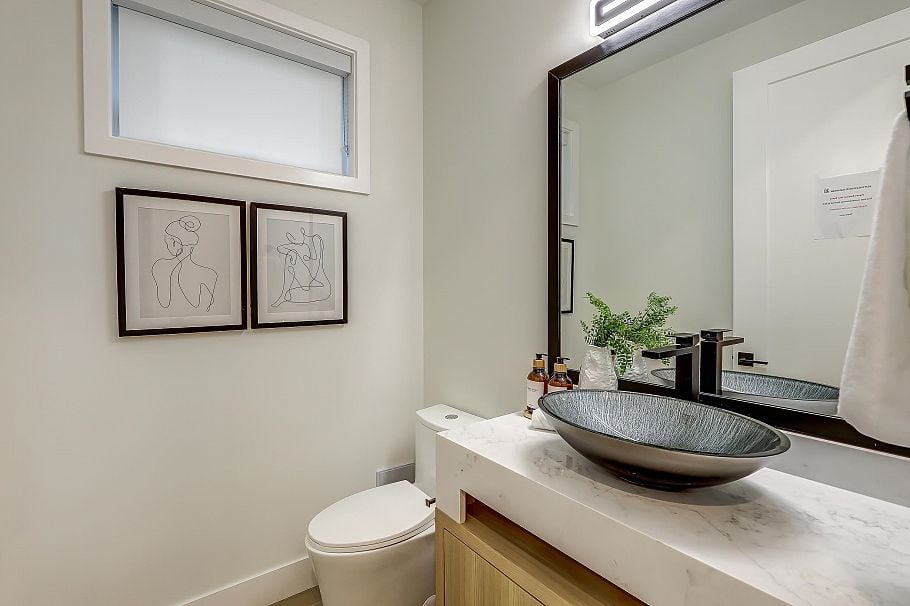 2 3695 E 26 Avenue Vancouver, BC - 15