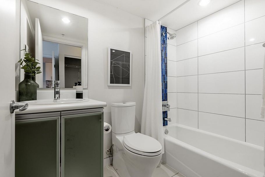 1011 66 W Cordova Street Vancouver, BC - 18