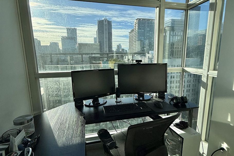 1701 438 Seymour Street Vancouver, BC - 12