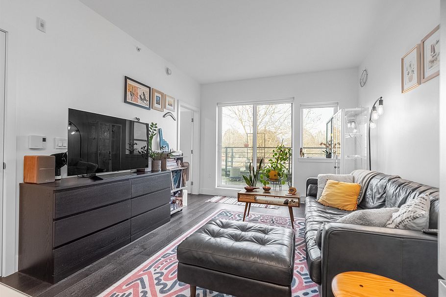 405 2666 Duke Street Vancouver, BC - 23