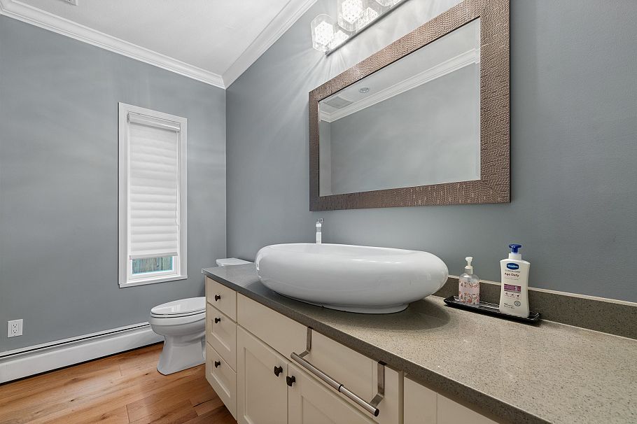 4053 W 38th Avenue Vancouver, BC - 15