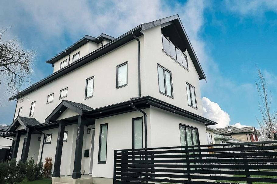 2 3695 E 26 Avenue Vancouver, BC - 1