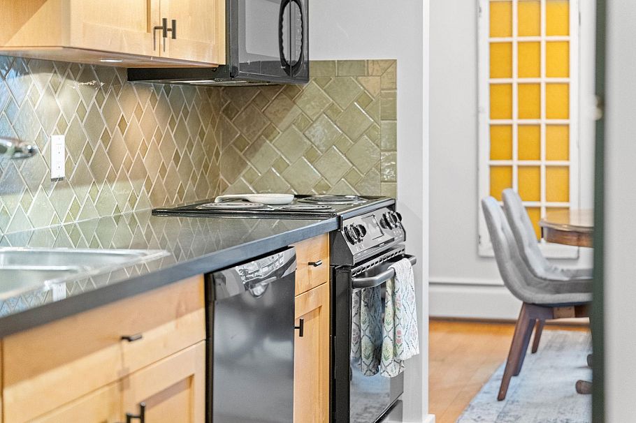 209 1720 W 12th Avenue Vancouver, BC - 18