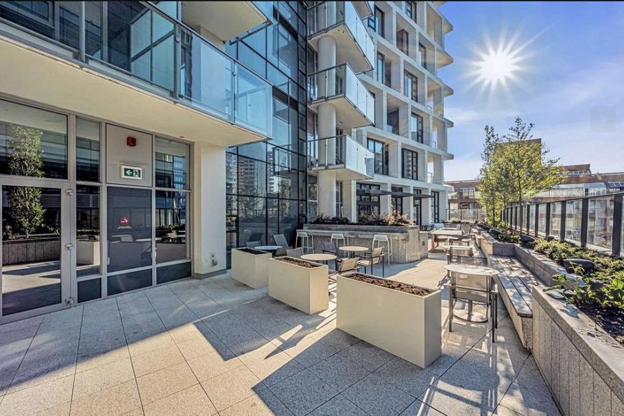 5901 1289 Hornby Street Vancouver, BC - 9