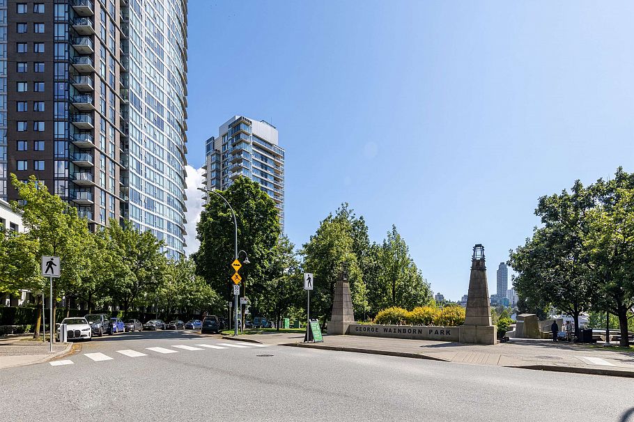3601 1438 Richards Street Vancouver, BC - 27