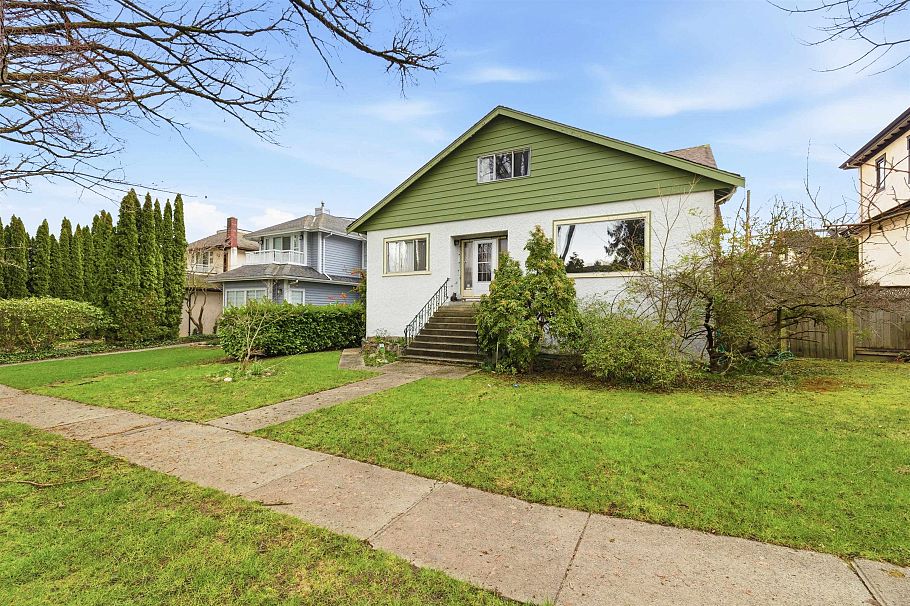 3350 W 21st Avenue Vancouver, BC - 5
