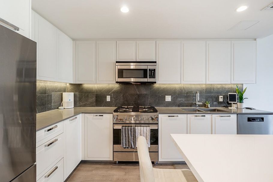 1406 1471 Hunter Street North Vancouver, BC - 5