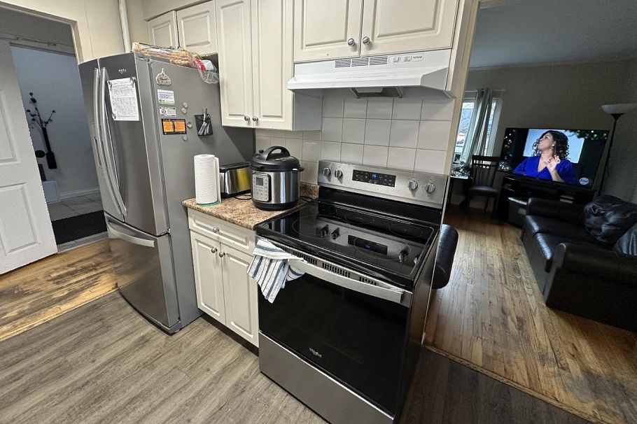 3008 Clark Drive Vancouver, BC - 7