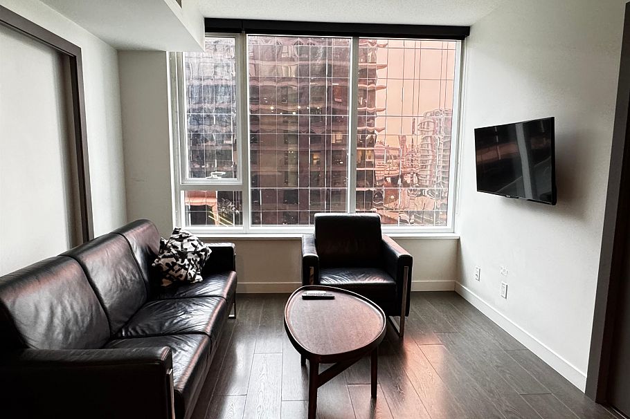 755 38 SMITHE STREET, Vancouver BC V6B 0B5 Vancouver, BC - 3