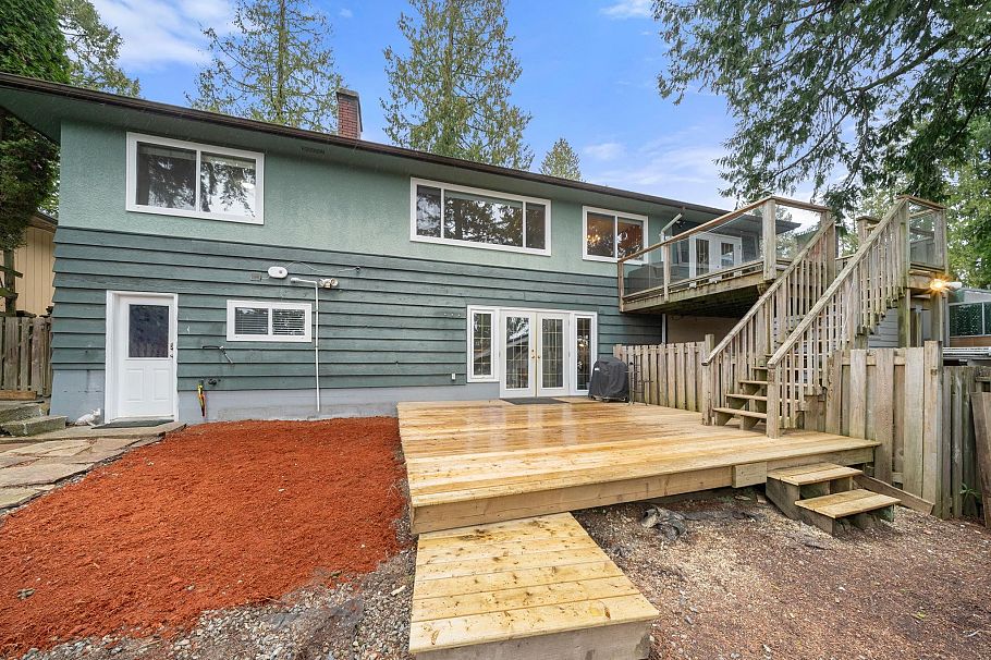 479 E 29th Street North Vancouver, BC - 32