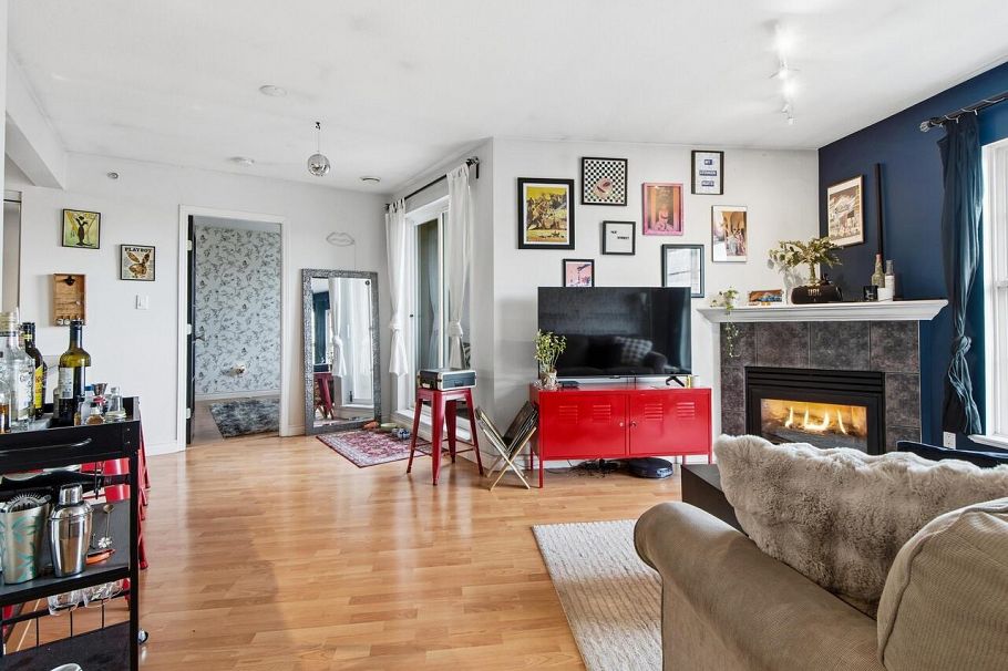 404 1688 E 8th Avenue Vancouver, BC - 4