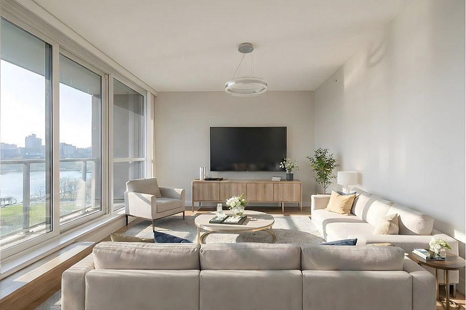 1102 1318 Homer Street Vancouver, BC - 4