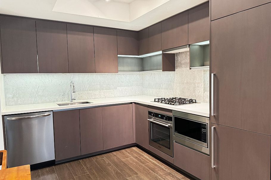 755 38 SMITHE STREET, Vancouver BC V6B 0B5 Vancouver, BC - 5