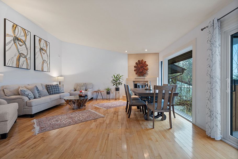 5625 Eagle Court North Vancouver, BC - 28