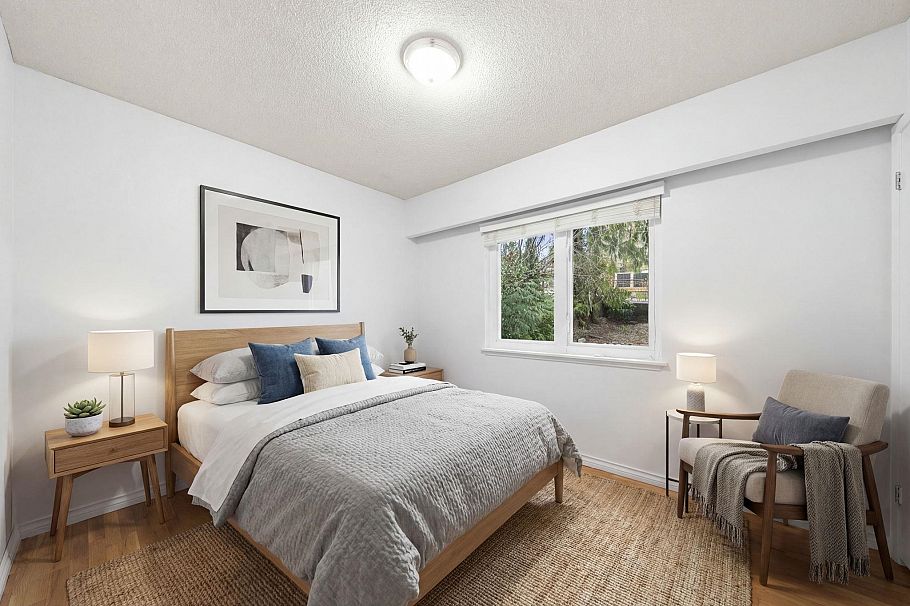 479 E 29th Street North Vancouver, BC - 18