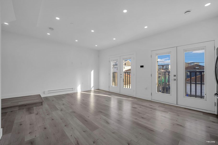 5140 Slocan Street Vancouver, BC - 8