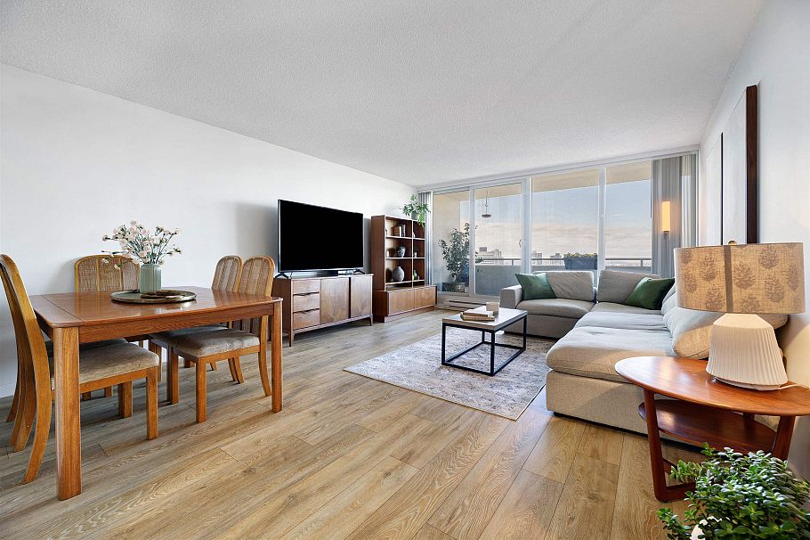 2104 5652 Patterson Avenue Burnaby, BC - 1