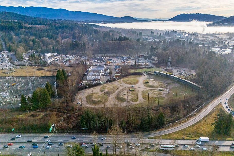 1406 1471 Hunter Street North Vancouver, BC - 35