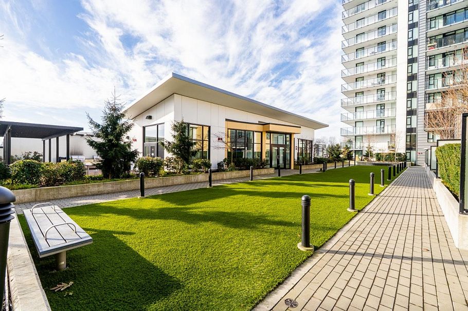 1406 1471 Hunter Street North Vancouver, BC - 25