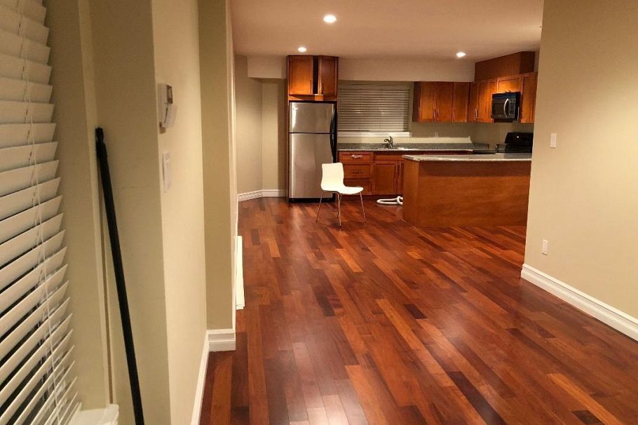 208 EAST 24 STREET, North Vancouver BC V7L 3E7 North Vancouver, BC - 8