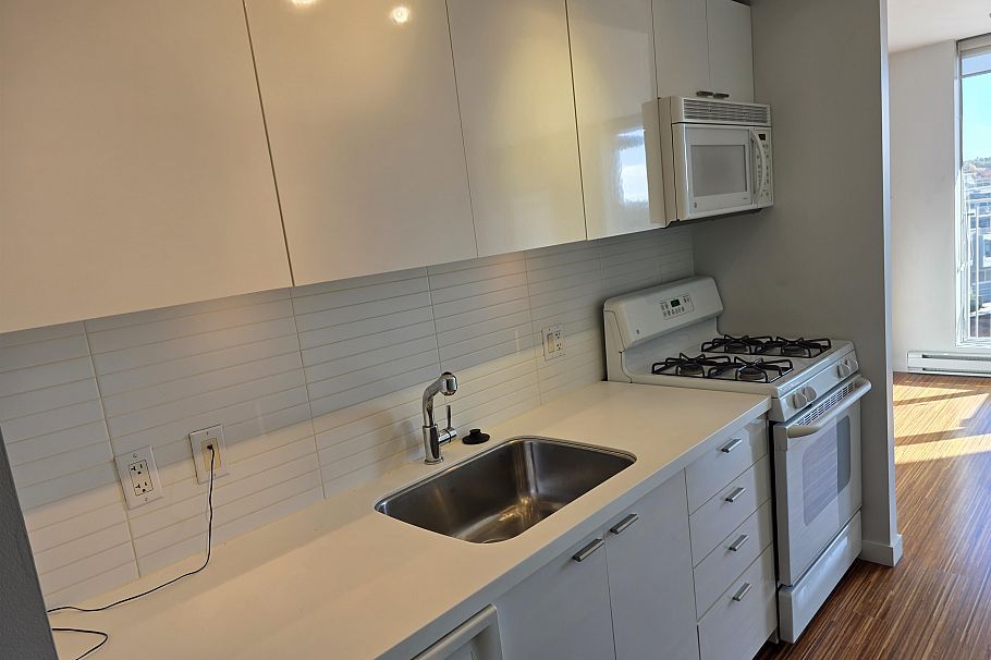 806 328 E 11th Avenue Vancouver, BC - 7