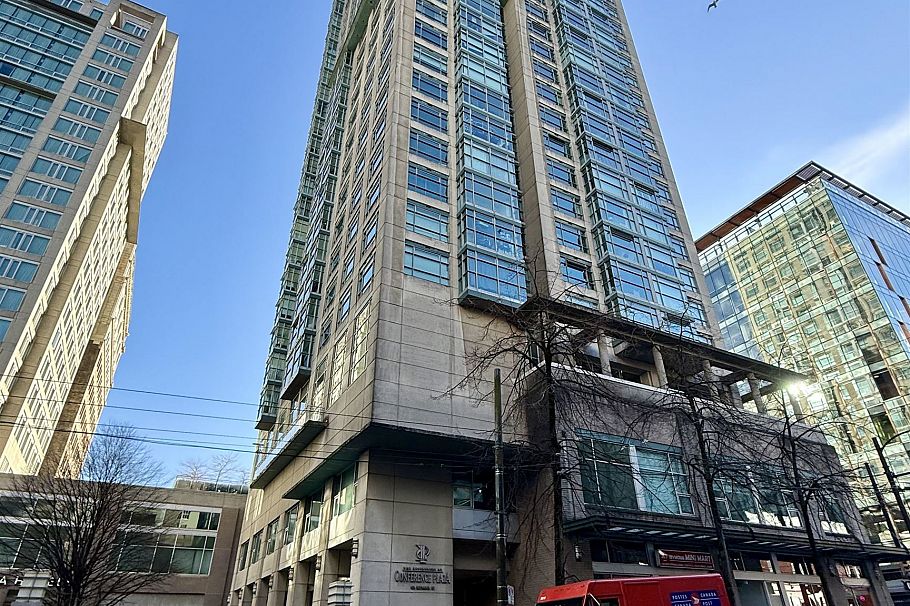 1701 438 Seymour Street Vancouver, BC - 4