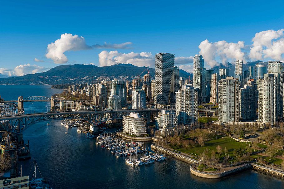 805 628 Kinghorne Mews Vancouver, BC - 39