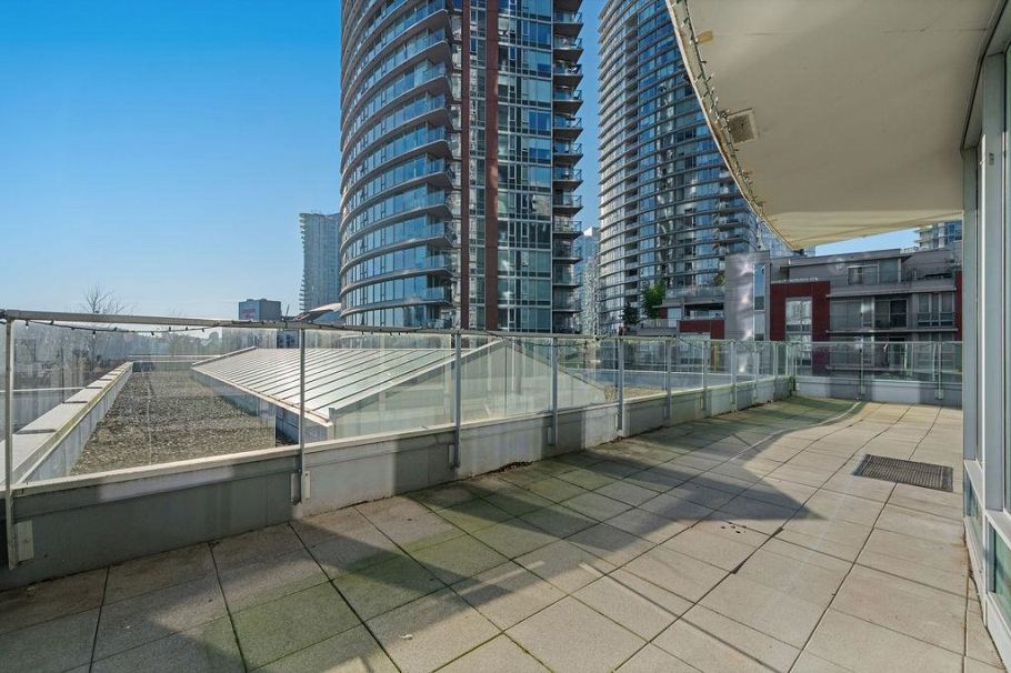 602 58 Keefer Place Vancouver, BC - 32