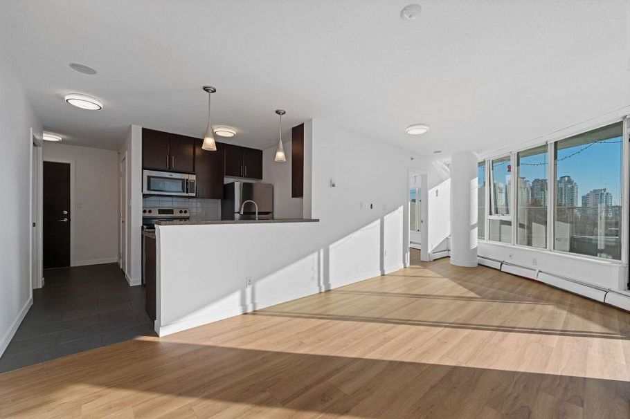 602 58 Keefer Place Vancouver, BC - 12