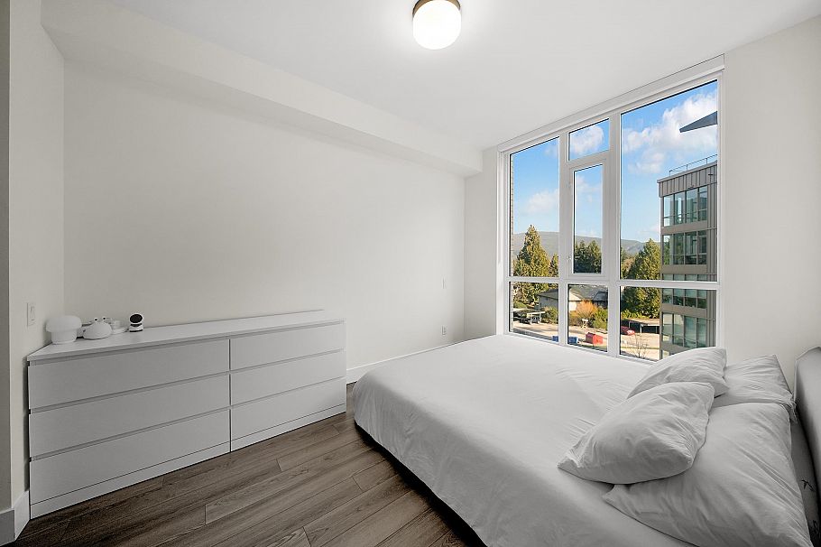 404 2375 Emery Court North Vancouver, BC - 12