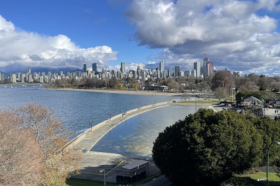 304 2430 Point Grey Road Vancouver, BC - 12