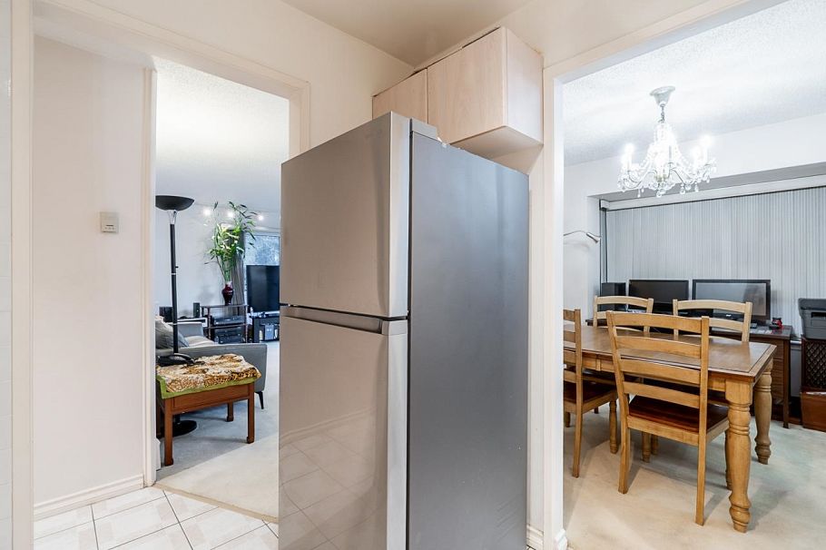 605 1405 W 15th Avenue Vancouver, BC - 12