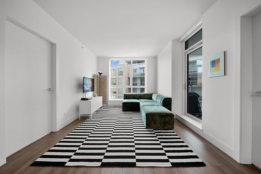 404 2375 Emery Court North Vancouver, BC - 1