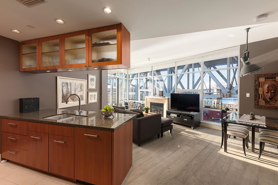 805 628 Kinghorne Mews Vancouver, BC - 11