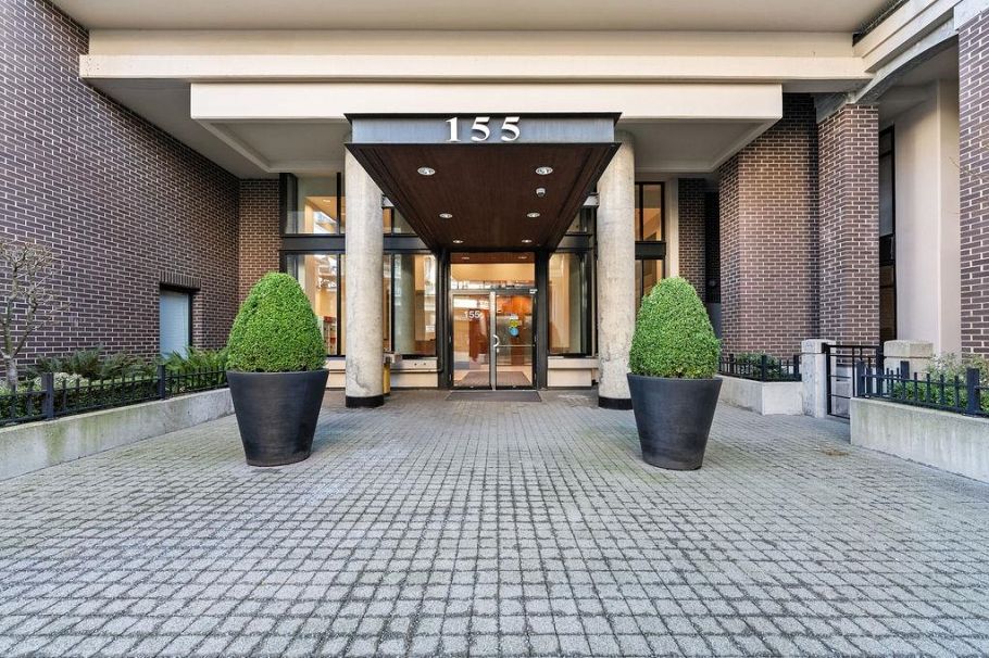 1209 155 W 1st Street North Vancouver, BC - 1