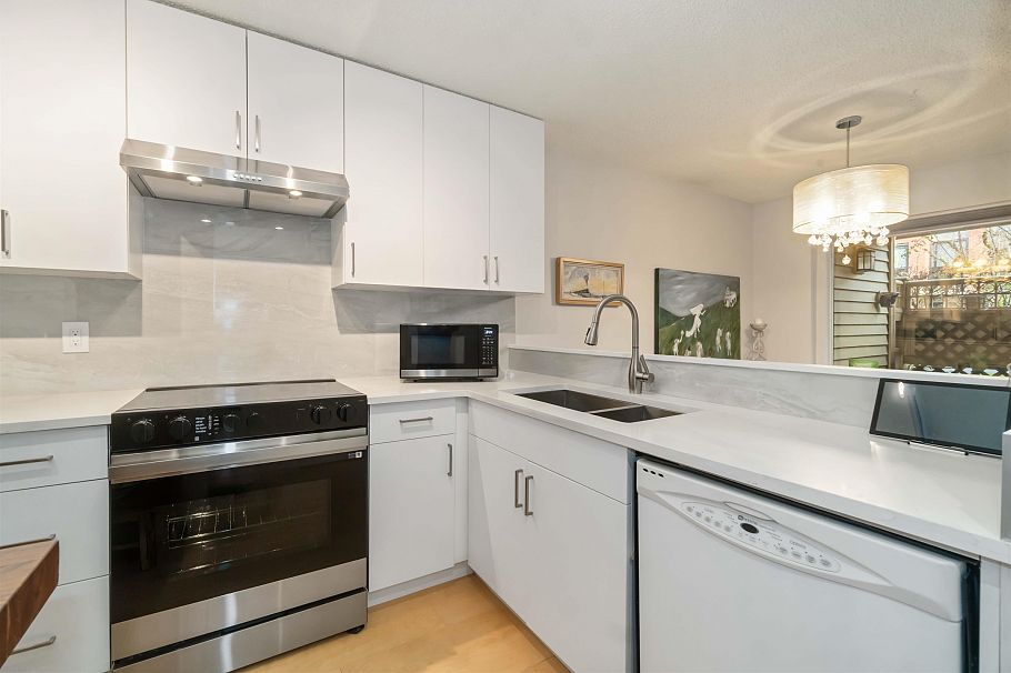 101 1100 W 7th Avenue Vancouver, BC - 10