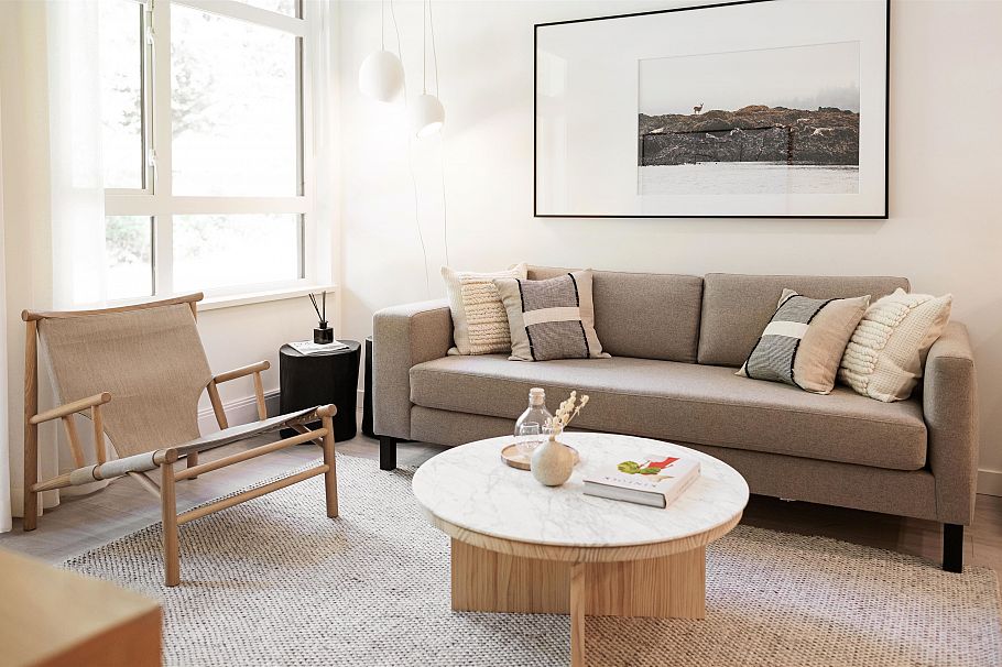 203 968 Lytton Street North Vancouver, BC - 1