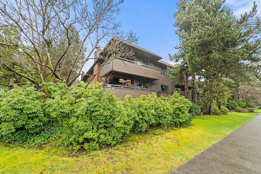 209 1720 W 12th Avenue Vancouver, BC - 32