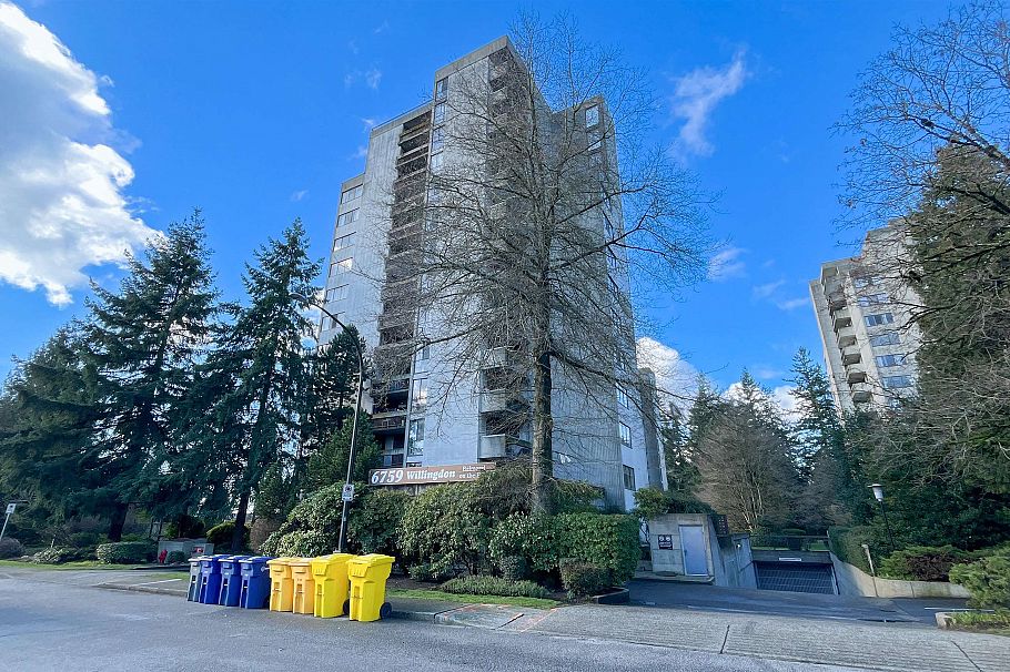 1406 6759 Willingdon Avenue Burnaby, BC - 2