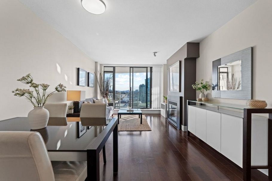 1209 155 W 1st Street North Vancouver, BC - 6