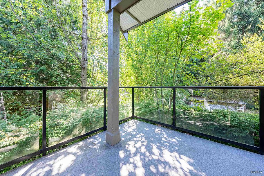 15 3150 Sunnyhurst Road North Vancouver, BC - 15