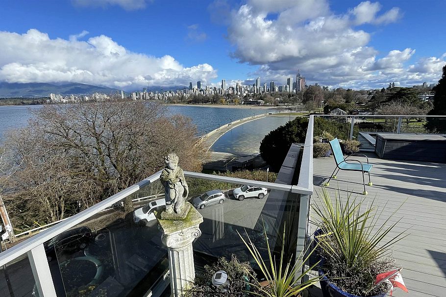 304 2430 Point Grey Road Vancouver, BC - 14