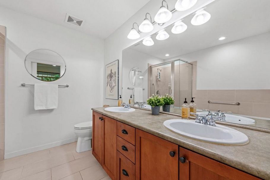 106 3125 Capilano Crescent North Vancouver, BC - 14