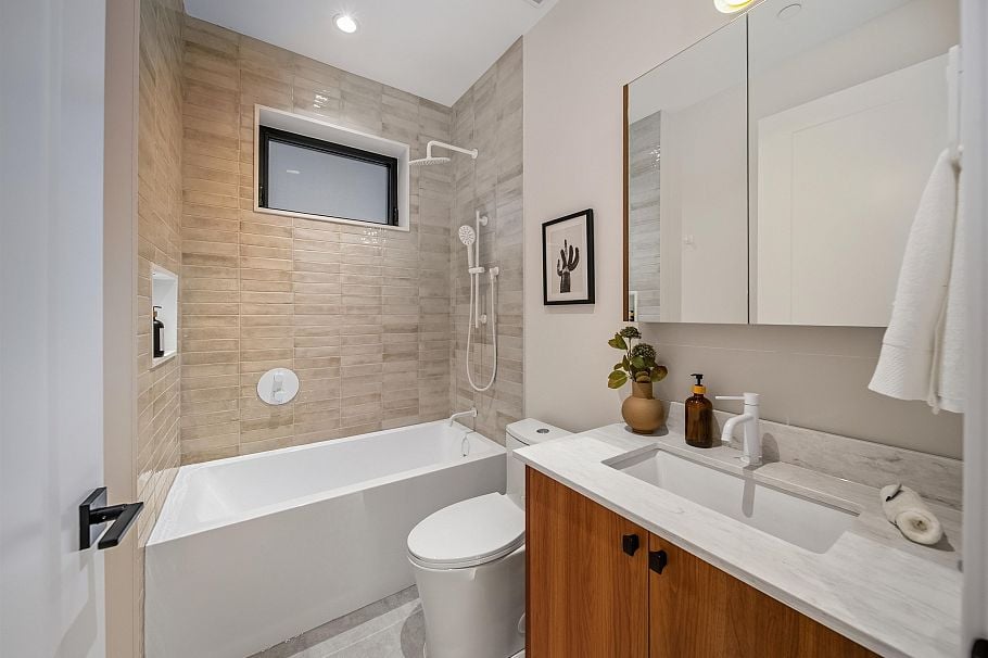 1 1841 Parker Street Vancouver, BC - 15