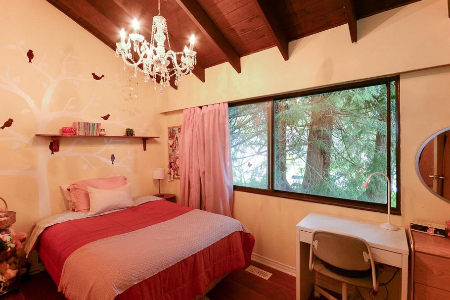 1733 Ross Road North Vancouver, BC - 14