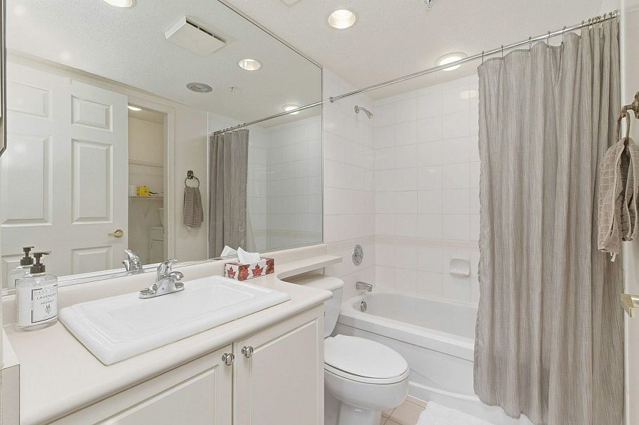 312 3680 Banff Court North Vancouver, BC - 20