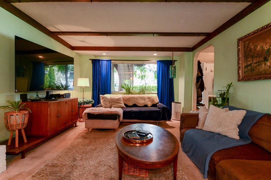 1733 Ross Road North Vancouver, BC - 8