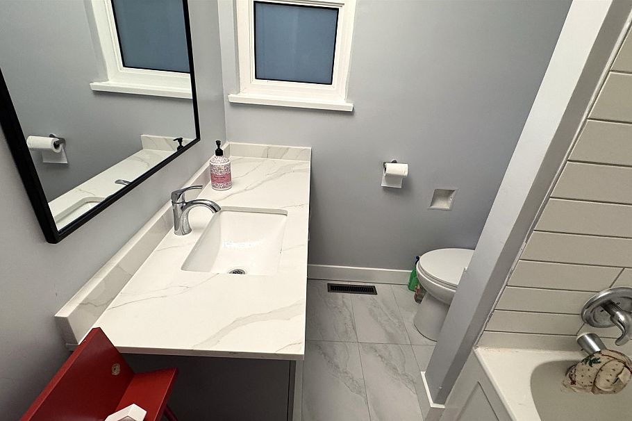 5552 JERSEY AVE, Burnaby BC V5H 2L4 Burnaby, BC - 12