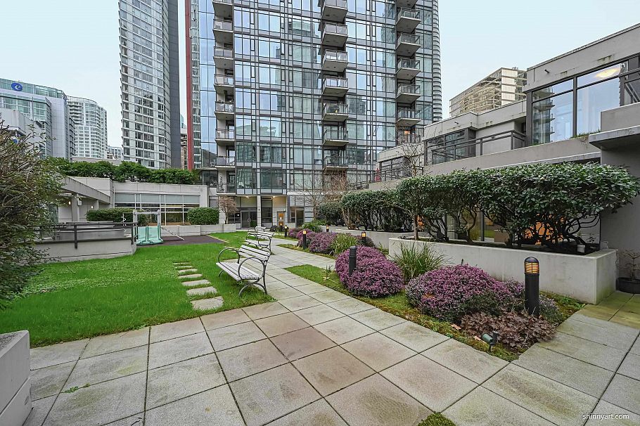 303 1211 MELVILLE STREET, Vancouver BC V6E 0A7 Vancouver, BC - 12