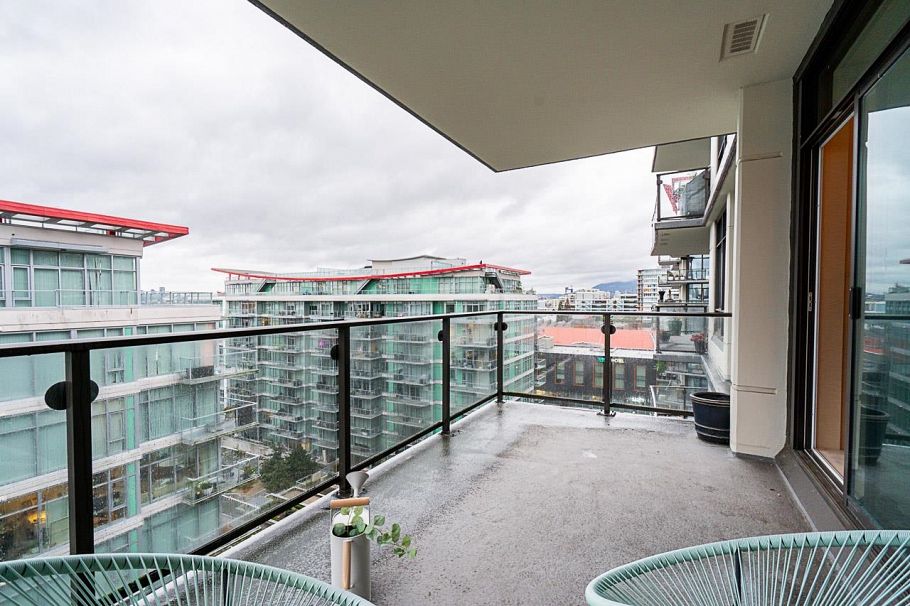 905 172 Victory Ship Way North Vancouver, BC - 17